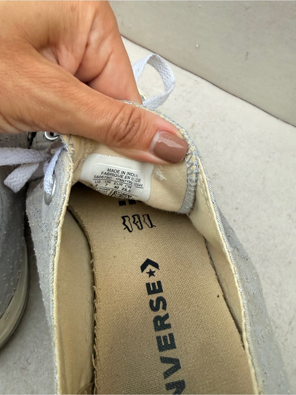 Vintage Converse Chuck Taylors. Light Blue Grey Canvas Low-Tops. - Picture 5 of 5